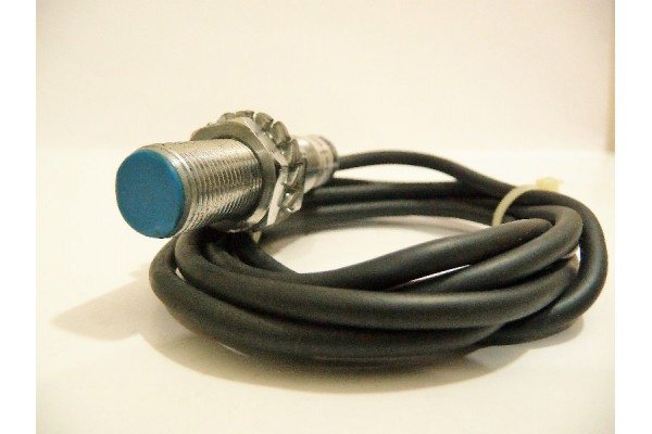 Inductive Proximity Switch, E2E-X2D1, Omron, Made in Japan